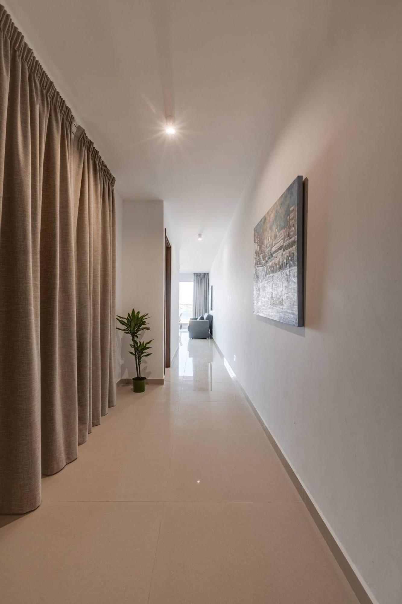 9Ten11 Seafront By Homely Mellieħa Dış mekan fotoğraf