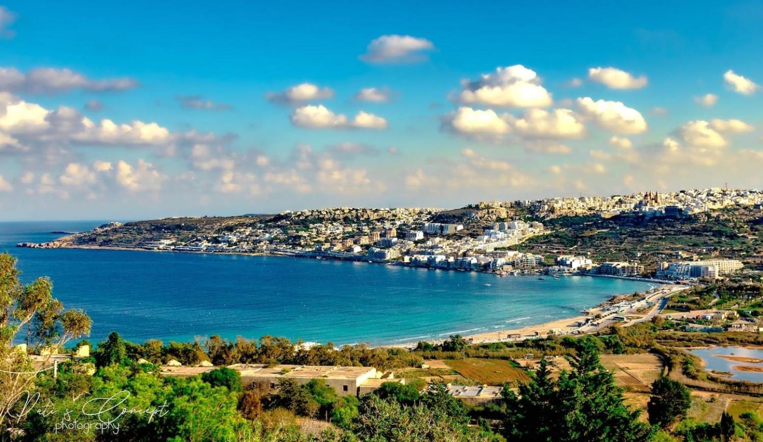 9Ten11 Seafront By Homely Mellieħa Dış mekan fotoğraf